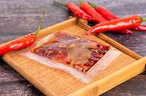 自動醬包裝機具有省時省力、包裝速度快、效率高的特點